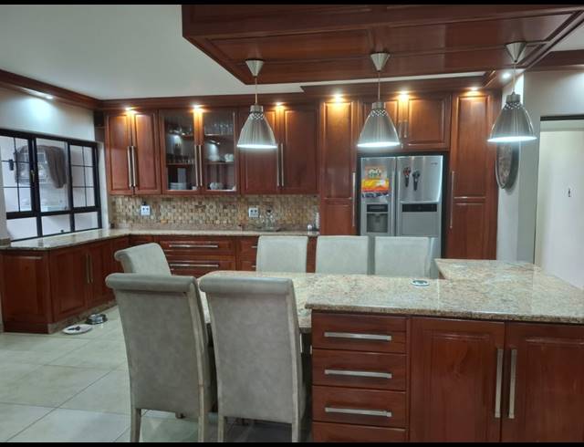 4 BEDROOM HOUSE FOR SALE IN UNITAS PARK